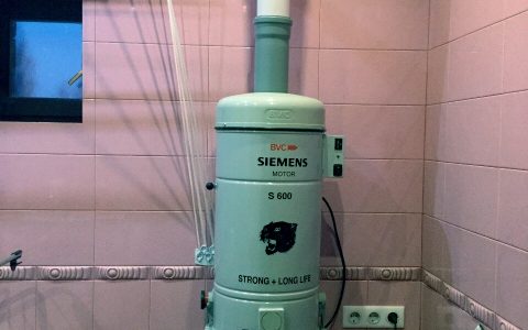 Встраиваемый пылесос Siemens s600
